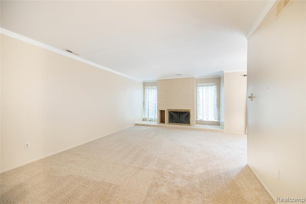 8063 Colony Drive, 1, Grosse Ile, MI 48138 — Photo 4