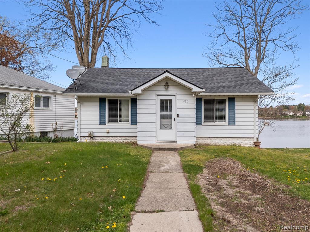 490 Chicago Drive, Howell, MI 48843 — Photo 3