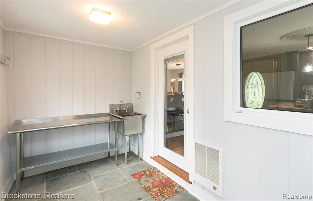 12162 Griffin Road, Riley, MI — Photo 19