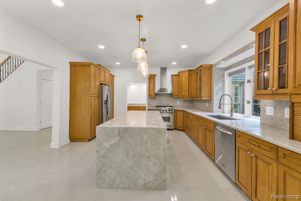 47974 Deer Trail Drive, Canton, MI 48187 — Photo 24