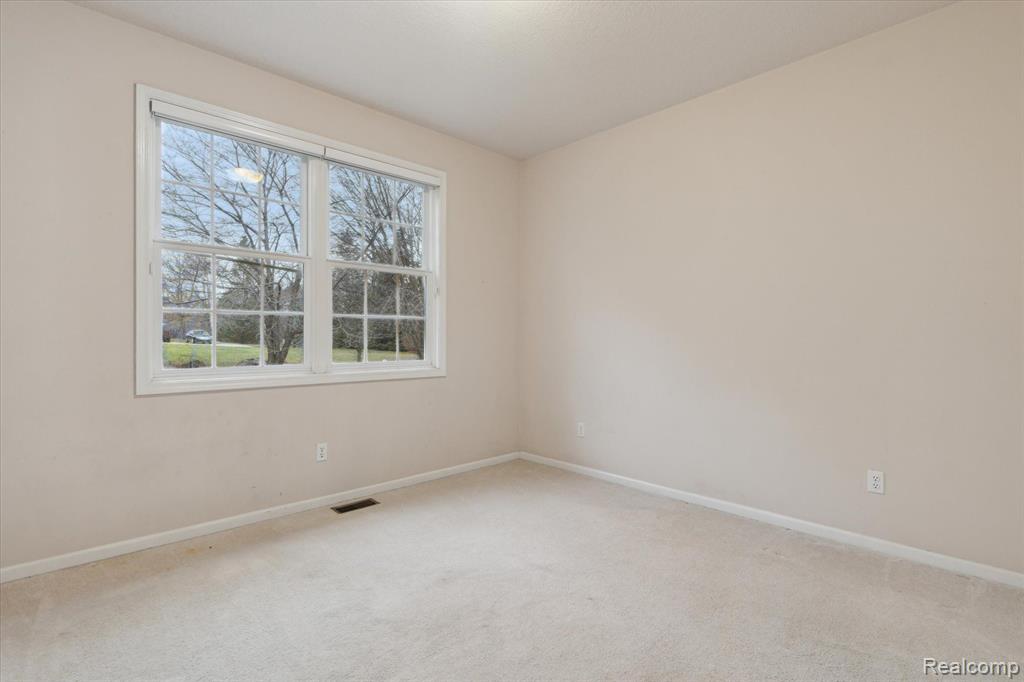 641 N FAIRGROUNDS Road, Imlay City, MI 48444 — Photo 39