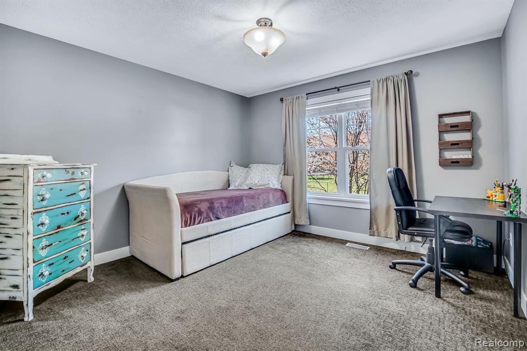 4538 SHELDON OAK Court, Hudsonville, MI 49426 — Photo 12