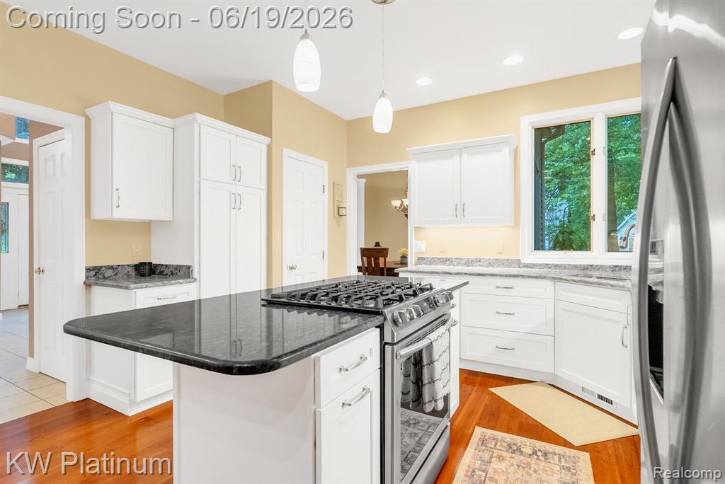 4270 Greenview Circle, Fort Gratiot, MI 48059 — Photo 13
