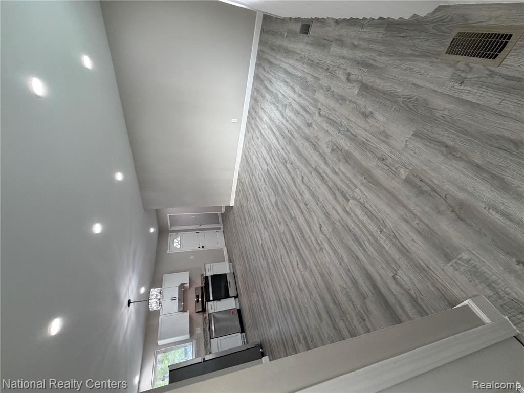 43134 Penny Drive, Sterling Heights, MI 48314 — Photo 2