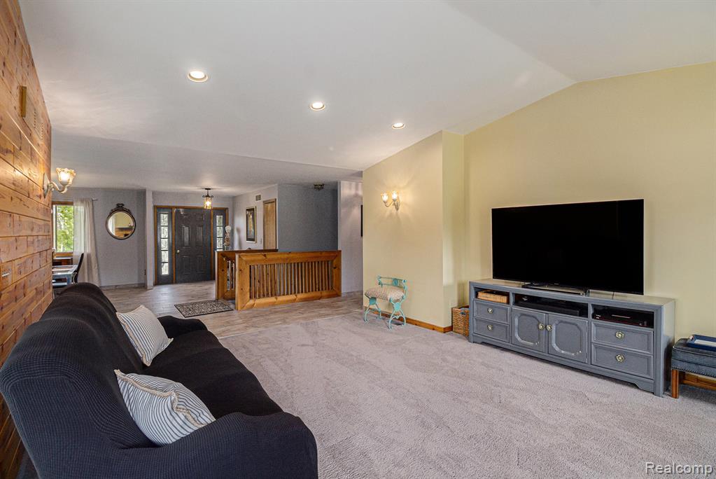 7031 Munsell Road, Howell, MI 48843 — Photo 10