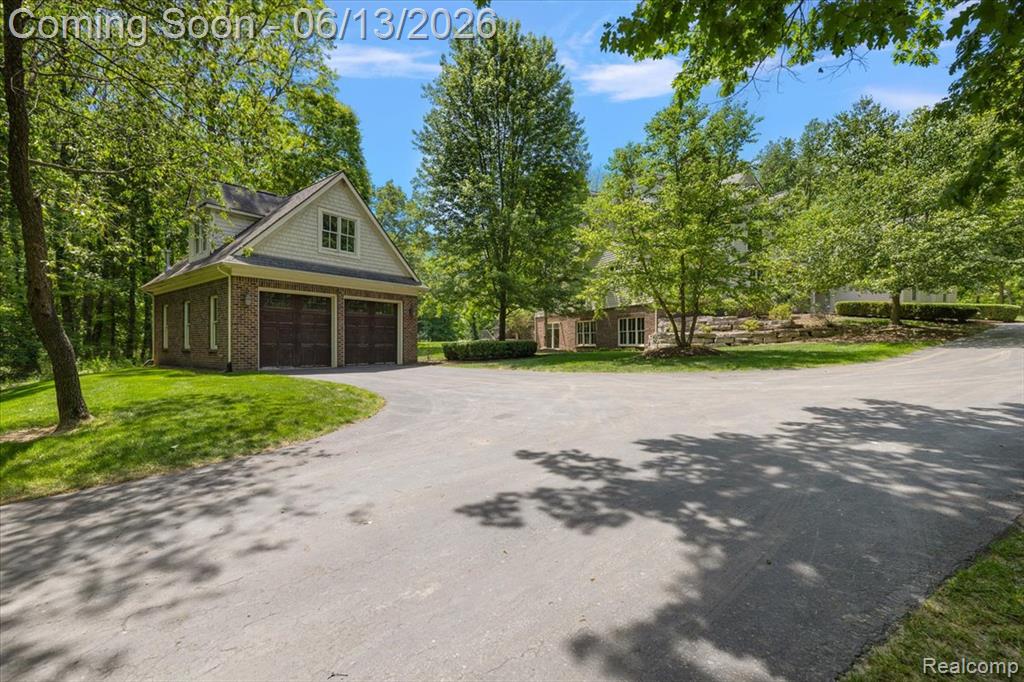 1600 S Hickory Ridge Trail, Milford, MI 48380 — Photo 72