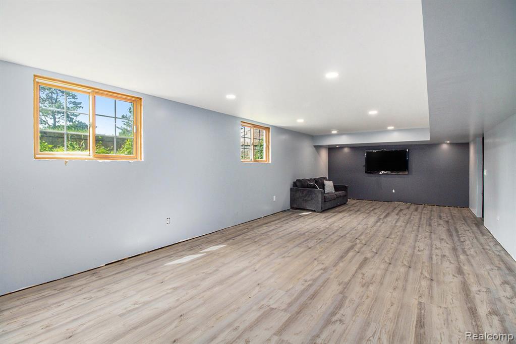 2173 Fawn Glen Circle, Lapeer, MI 48446 — Photo 28