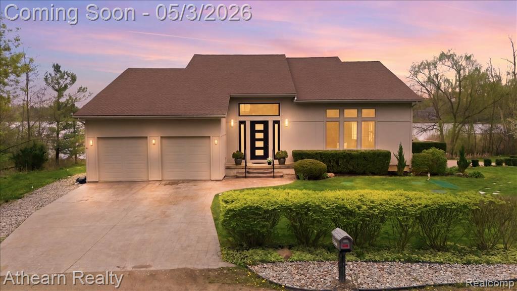 11677 Old Hamburg Road, Whitmore Lake, MI 48189 — front exterior