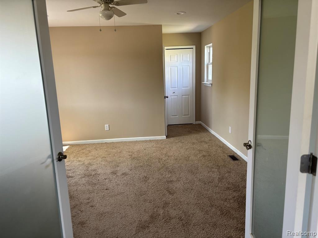 20817 MENDOTA Avenue, Ferndale, MI 48220 — Photo 14