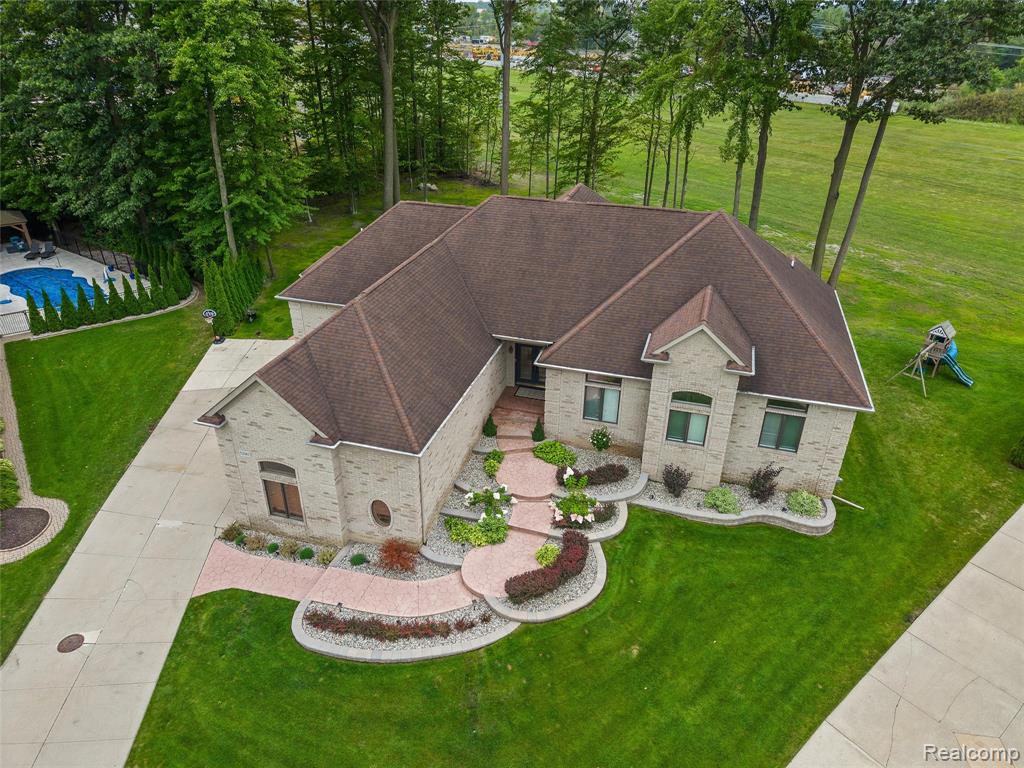 52041 Loon Court, Shelby Twp, MI 48315 — Photo 64
