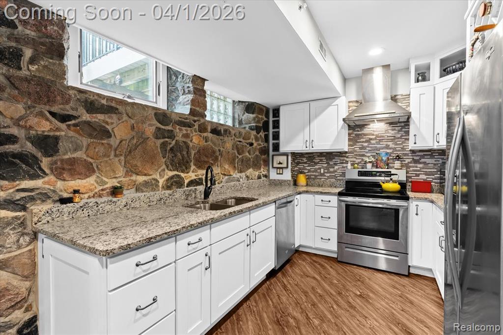 217 E Commerce Street, Milford, MI 48381 — Photo 13