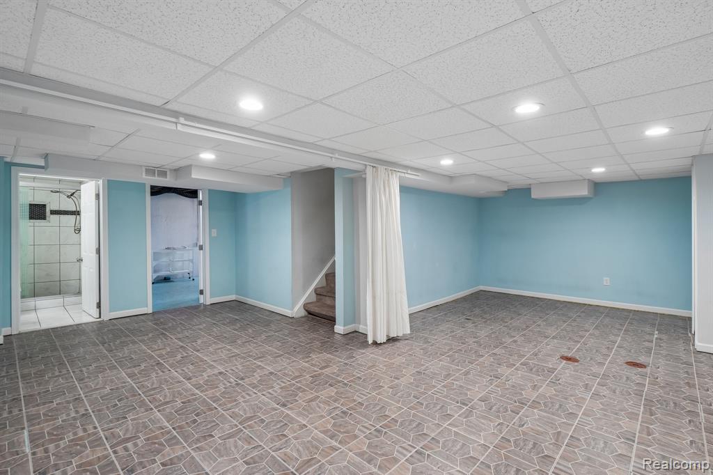8401 18 Mile Road, 112, Sterling Heights, MI 48313 — Photo 17