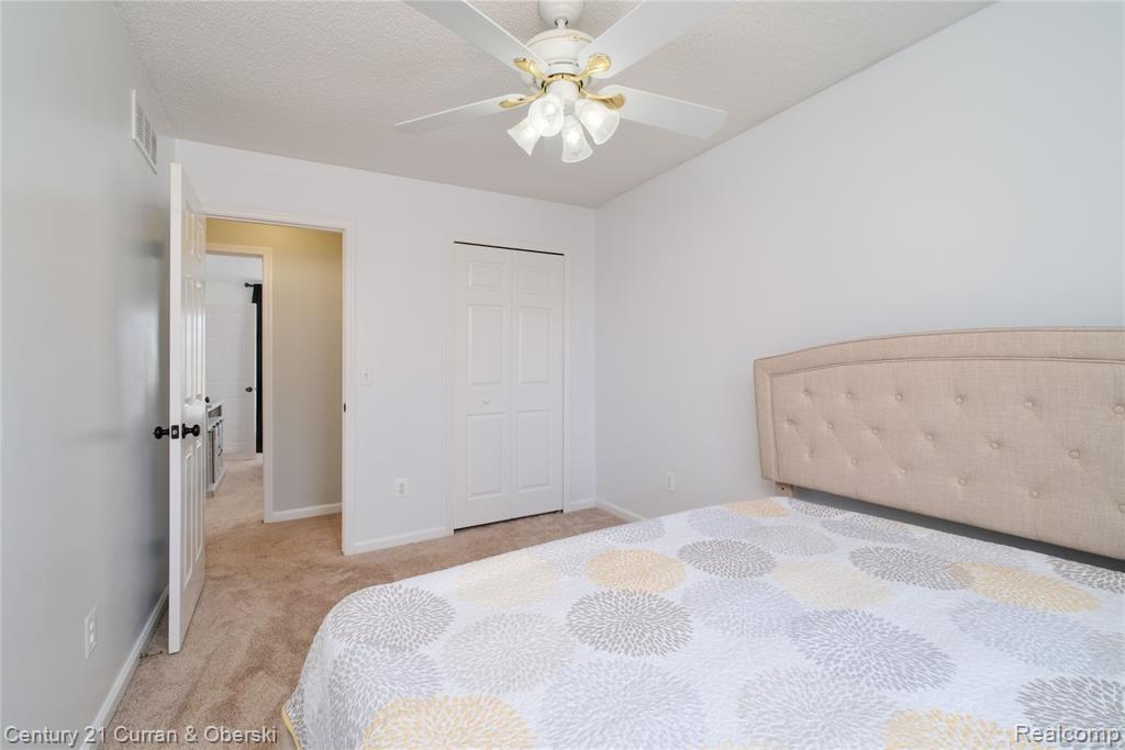 41476 Belden Circle, 53, Novi, MI 48377 — Photo 13