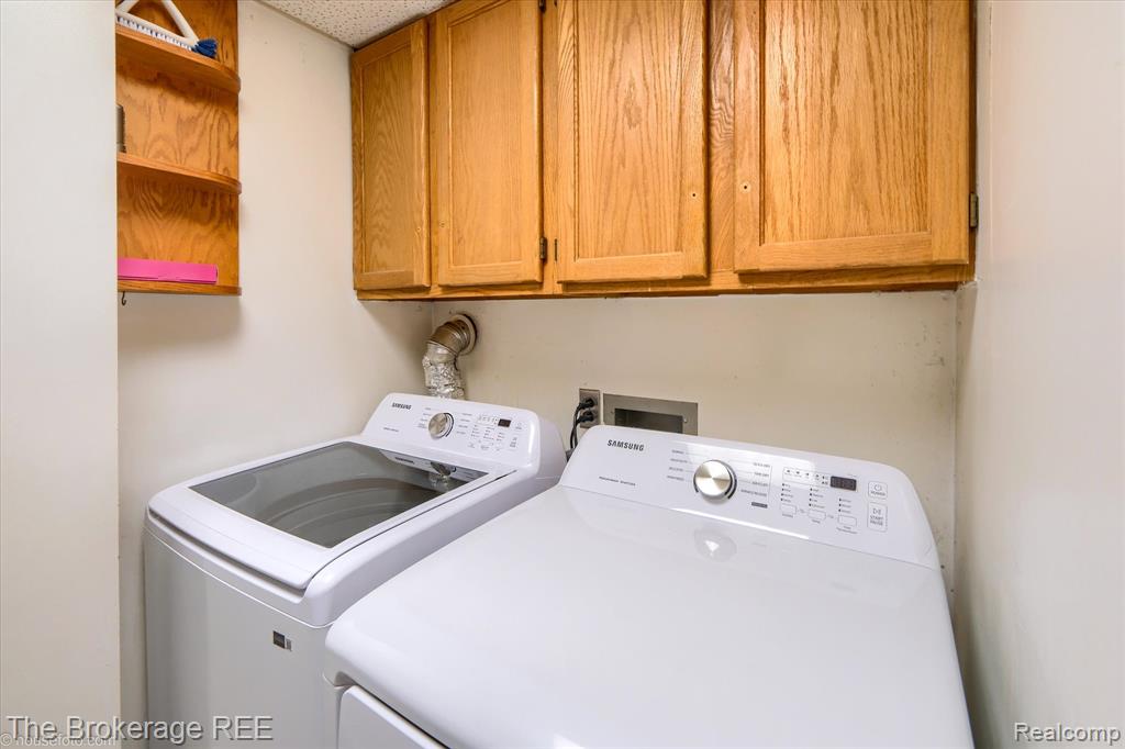 203 Sawyer Street, Grand Blanc, MI 48439 — Photo 28