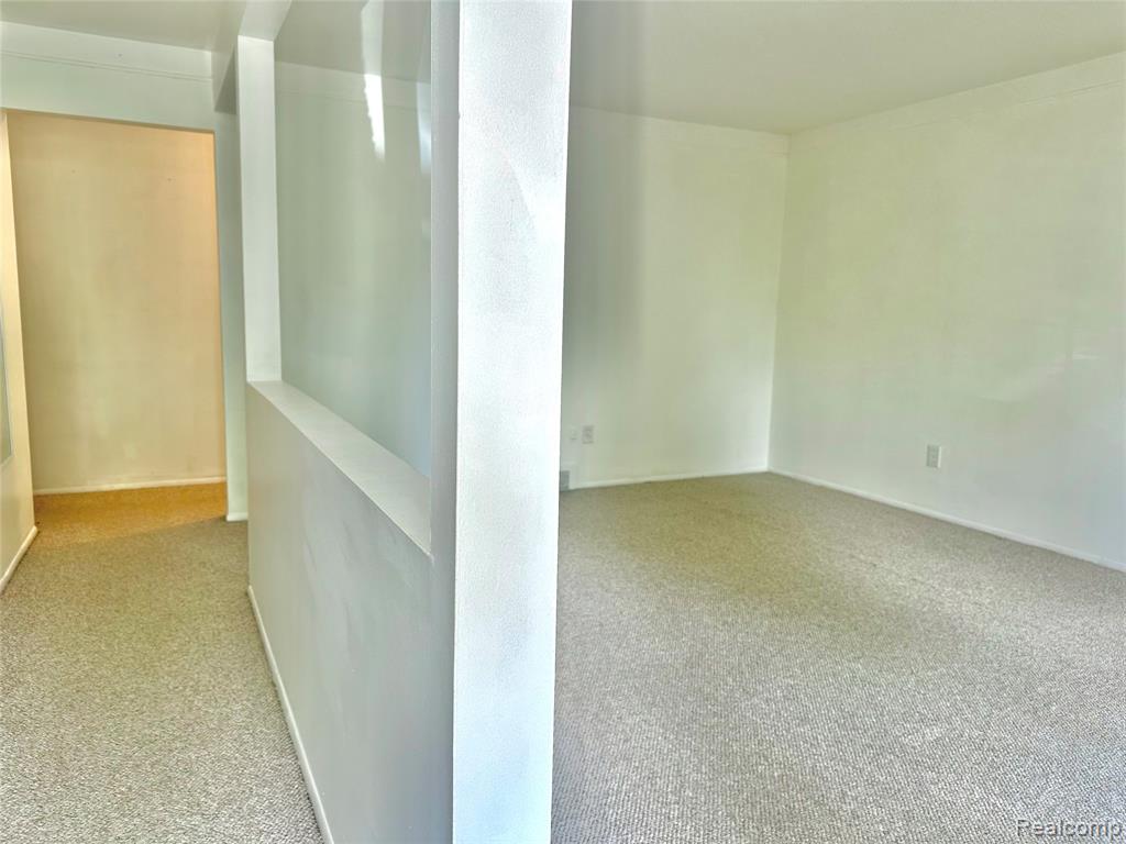 4541 Marlow Drive, Warren, MI 48092 — Photo 12