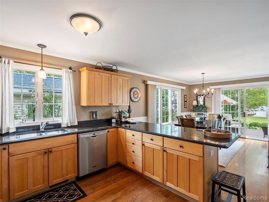6102 Lakeview Park Drive, Linden, MI 48451 — Photo 11