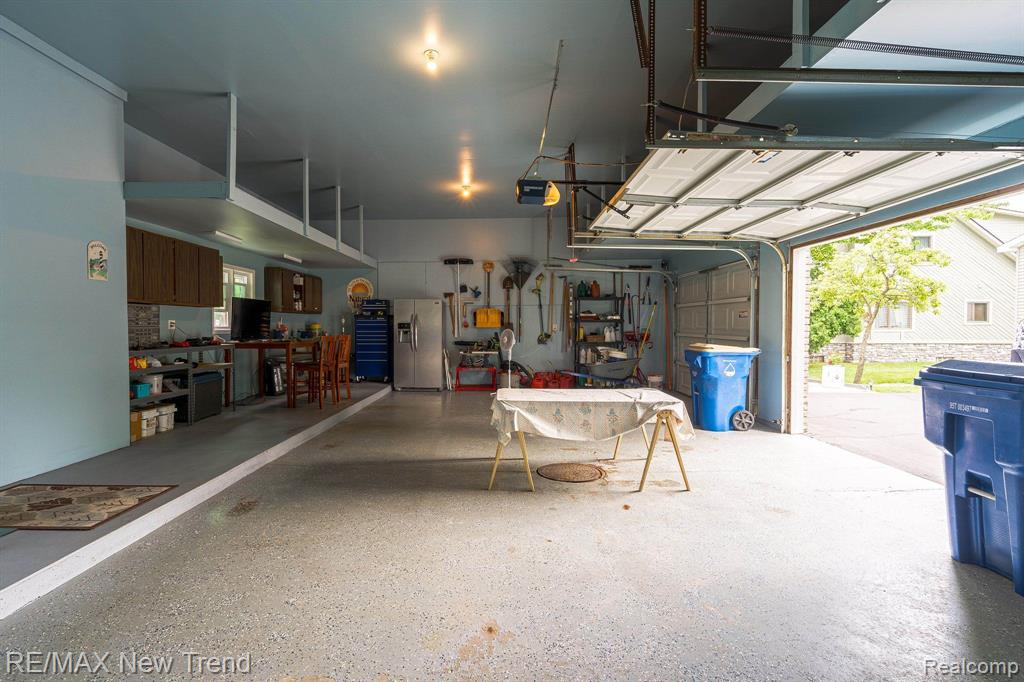 6768 HATCHERY Road, Waterford, MI 48327 — Photo 60