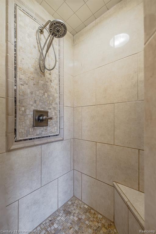 5492 E Alyssa Court, White Lake, MI 48383 — Photo 46