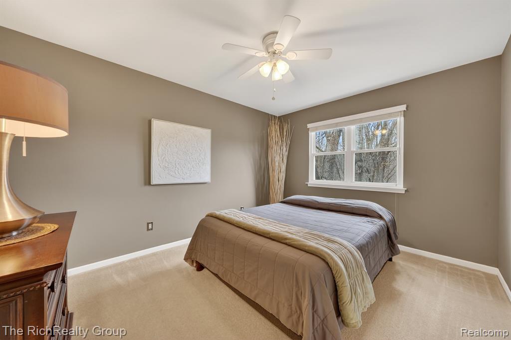 2227 Pine Bluffs Court, Highland, MI — Photo 16