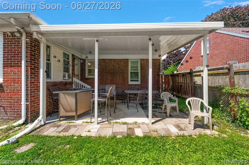 15654 Juliana Avenue, Eastpointe, MI 48021 — Photo 37