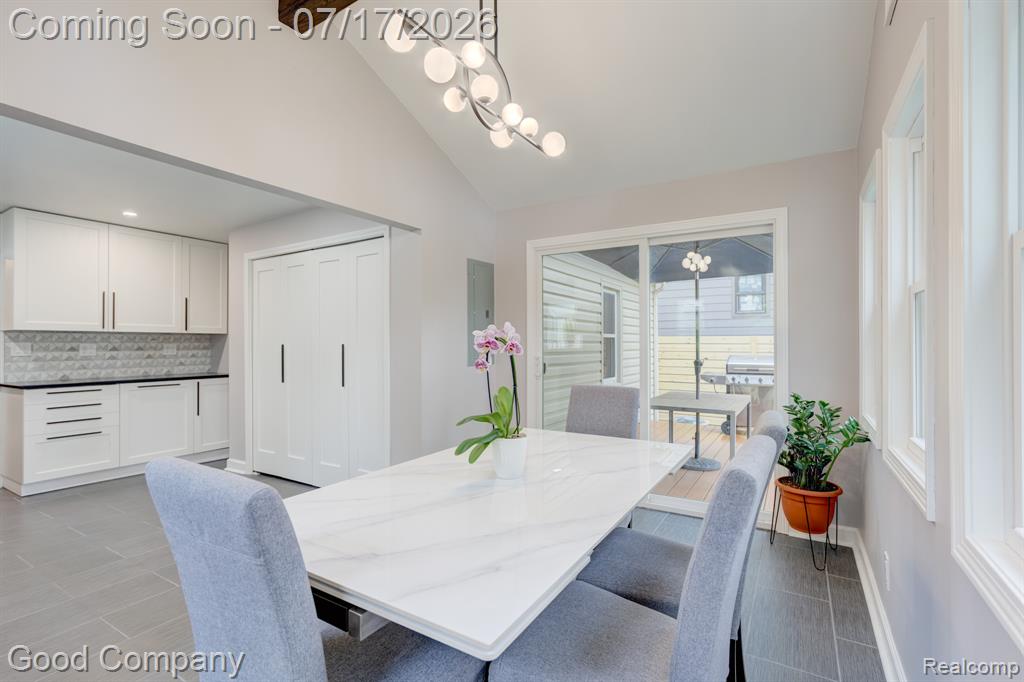 4102 Elmhurst Avenue, Royal Oak, MI 48073 — Photo 15