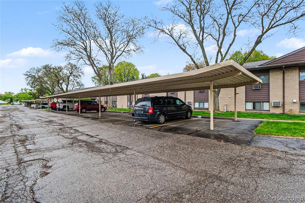 995 N Cass Lake Road, 144, Waterford, MI 48328 — Photo 17