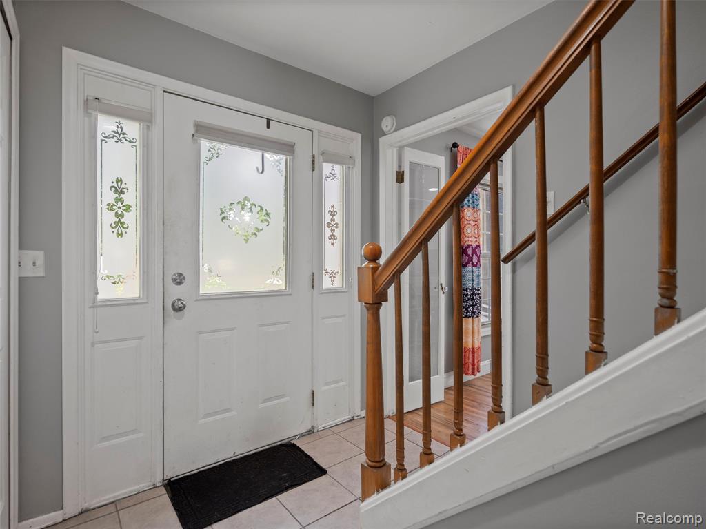 8497 Hickory Hill Drive, Grand Blanc, MI 48439 — Photo 4