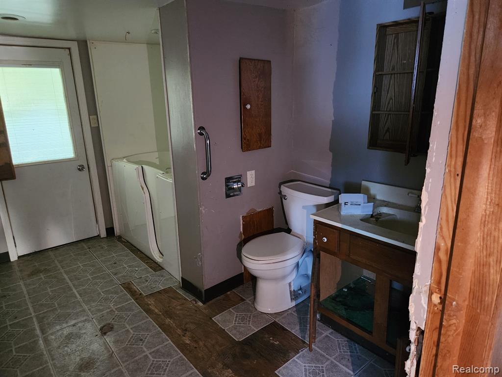 315 MCOMBER Street, Dowagiac, MI 49047 — Photo 14