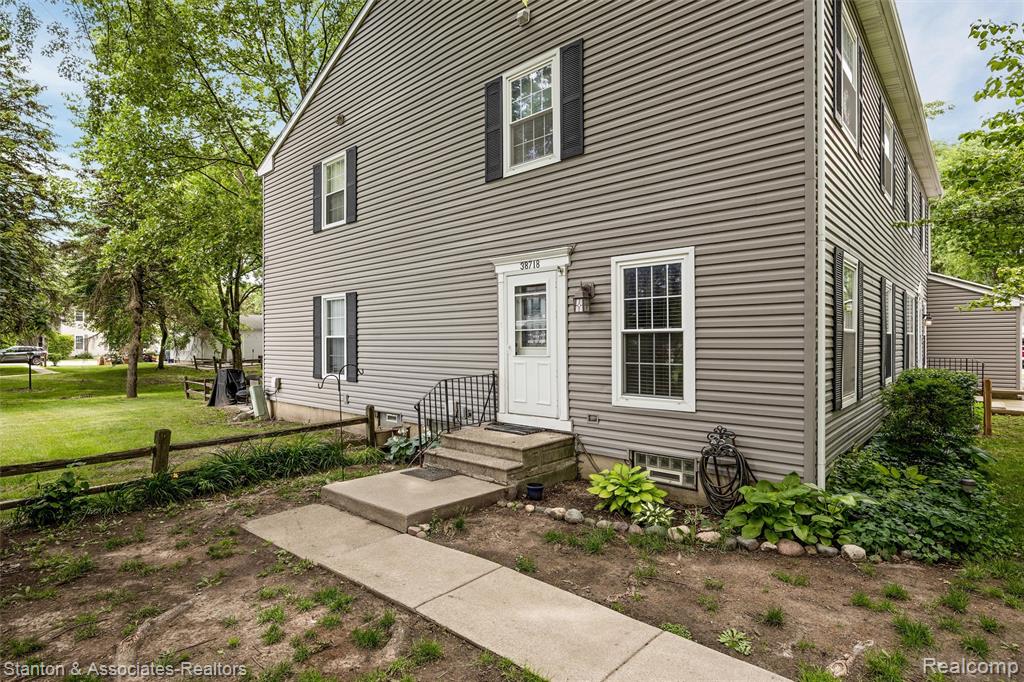 38718 Barnstable Lane, Clinton Twp, MI 48038 — Photo 17