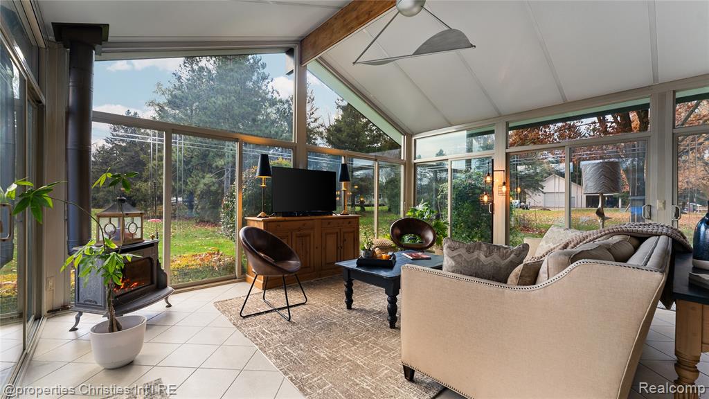 4301 Heatherwood Drive, Milford, MI 48381 — Photo 14