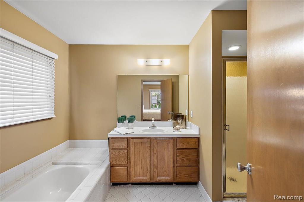 53335 GREGORY Drive, Macomb, MI 48042 — Photo 44