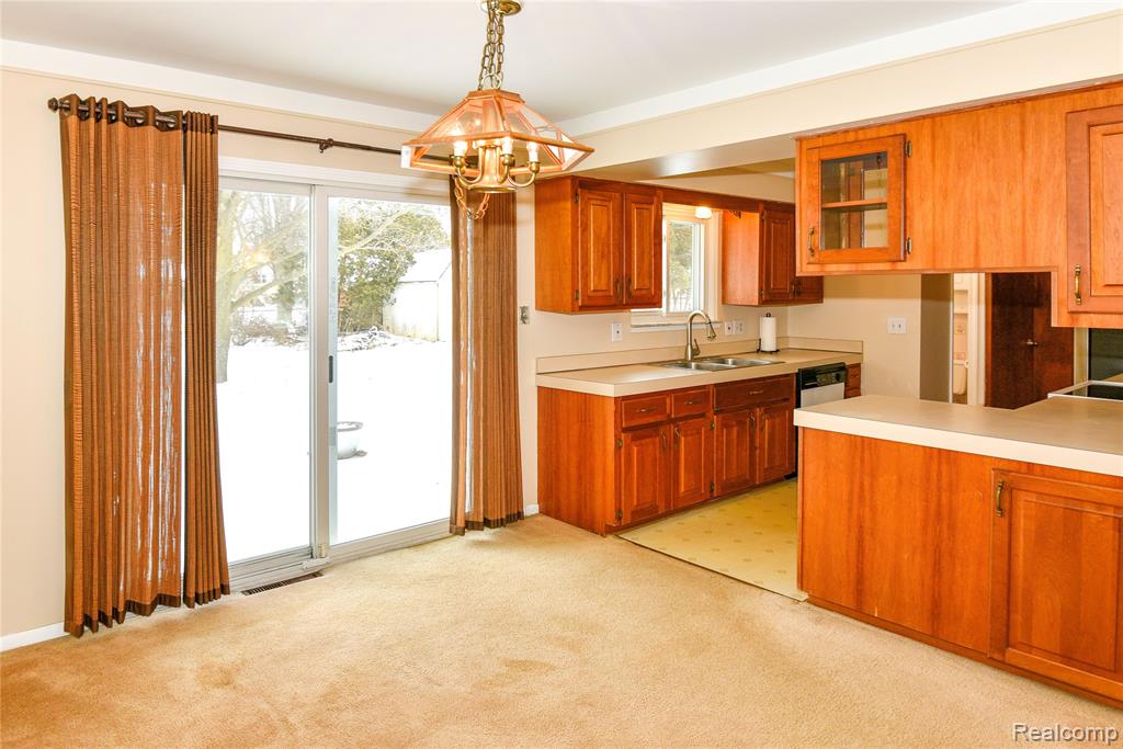 884 Eugene Drive, Oxford, MI 48371 — Photo 21