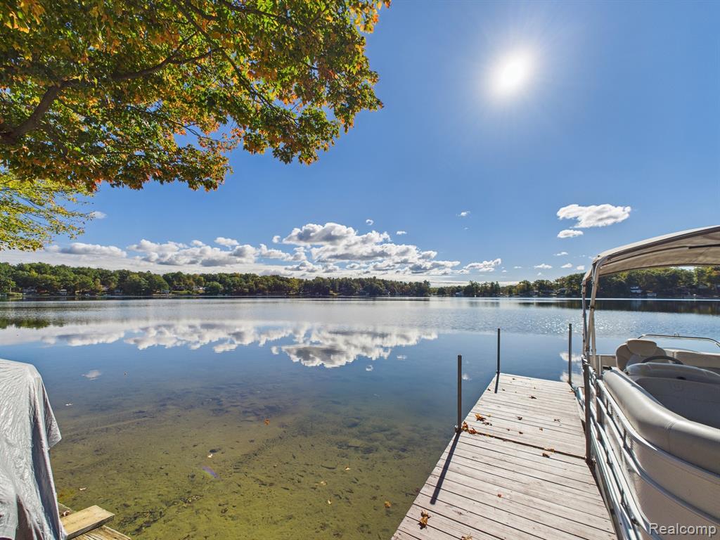 408 Peninsula Drive, Columbiaville, MI 48421 — Photo 33
