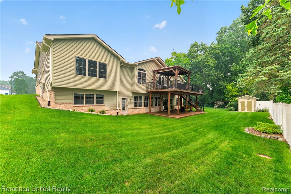 6169 Bay Court, Waterford, MI 48327 — Photo 53