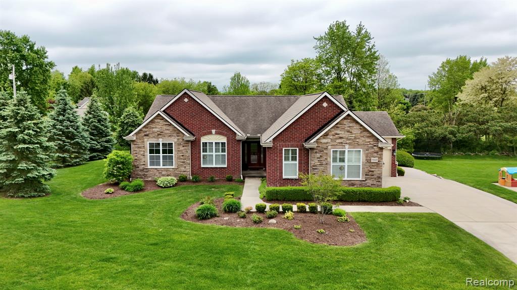 59649 Mallory Lane, South Lyon, MI 48178 — Photo 2