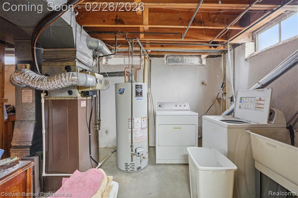 40162 Spitz Drive, Sterling Heights, MI 48313 — Photo 26