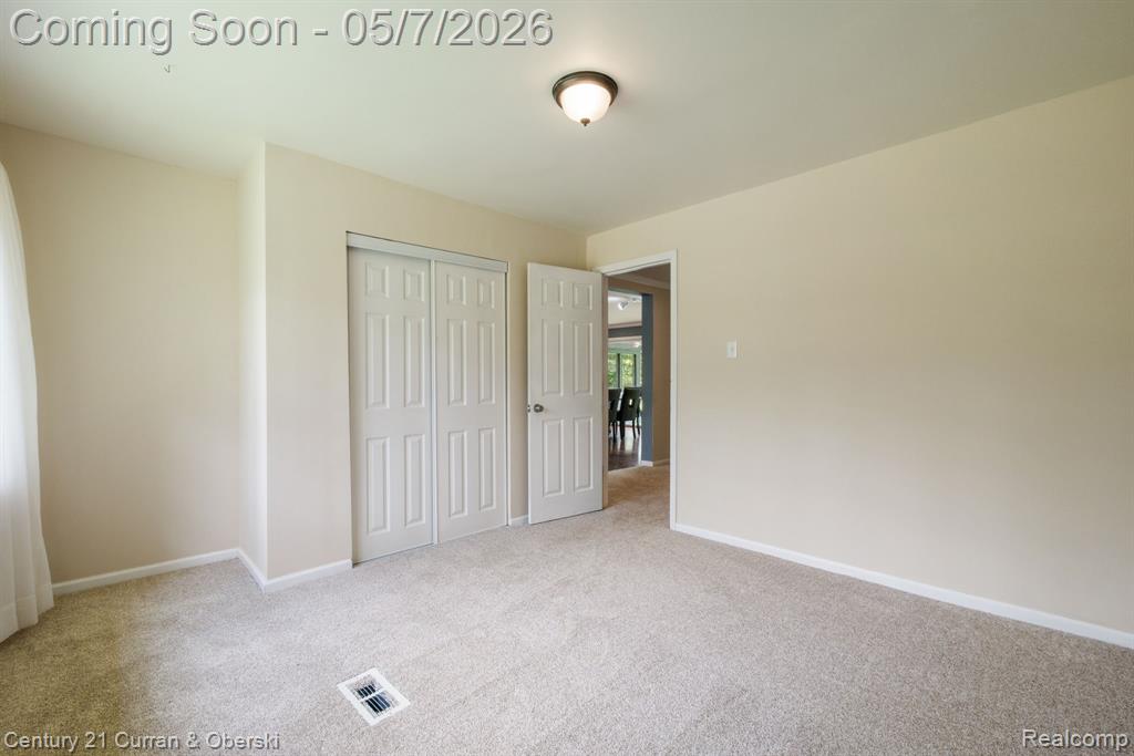 27869 Old Colony Street, Farmington, MI 48334 — Photo 41
