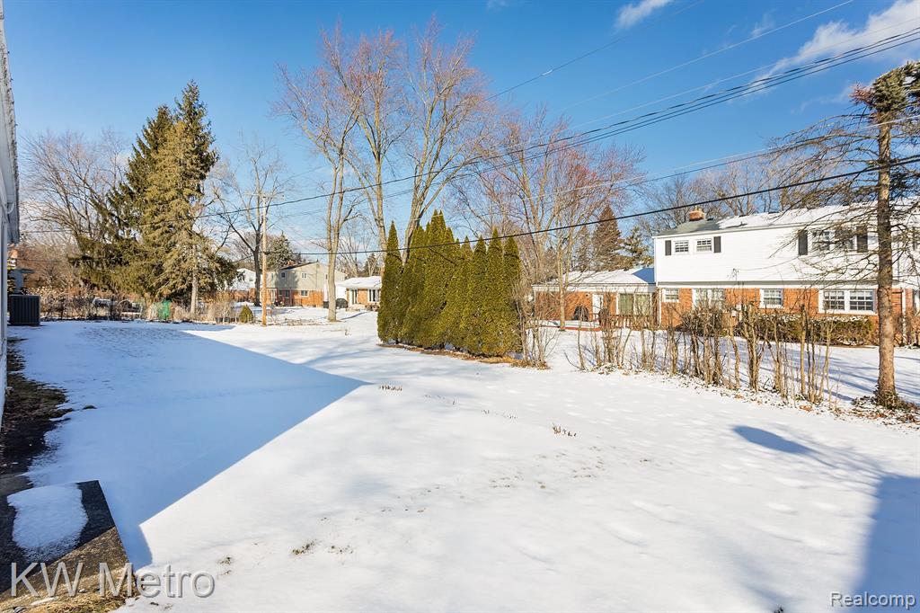 6603 TIMBER RIDGE Drive, Bloomfield Hills, MI 48301 — Photo 37