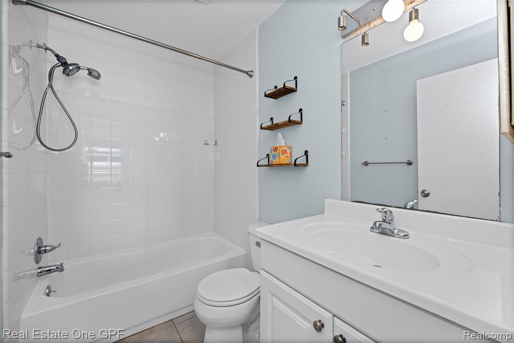 48558 Sugarbush, Chesterfield, MI 48047 — Photo 18