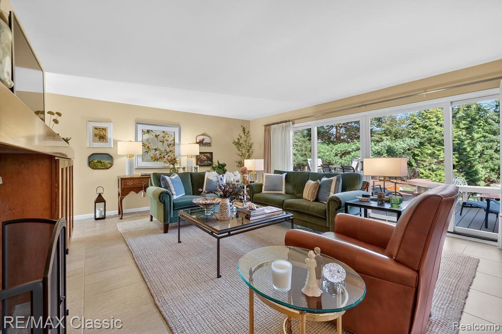 4731 Pickering Road, Bloomfield Hills, MI 48301 — Photo 10