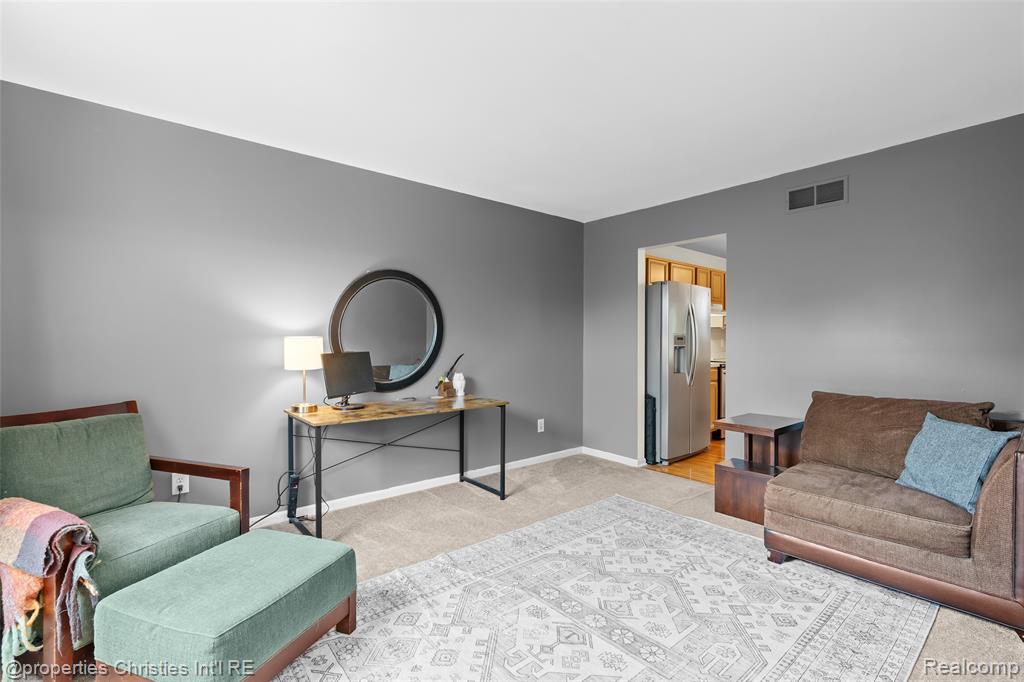 47242 Marina Drive, Belleville, MI 48111 — Photo 3