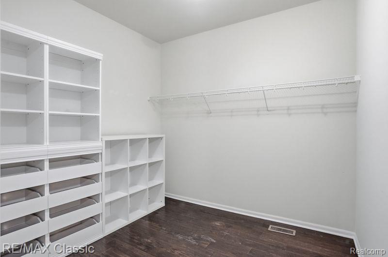 22822 Shepherds Hollow Drive, South Lyon, MI 48178 — Photo 29