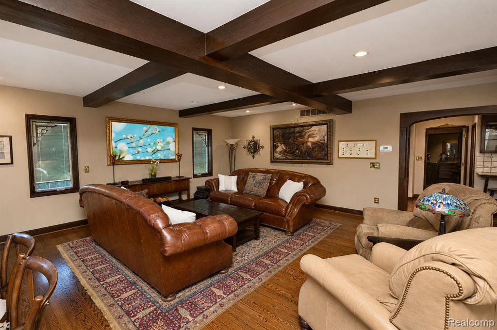 680 Wimbleton Drive, Birmingham, MI 48009 — Photo 16
