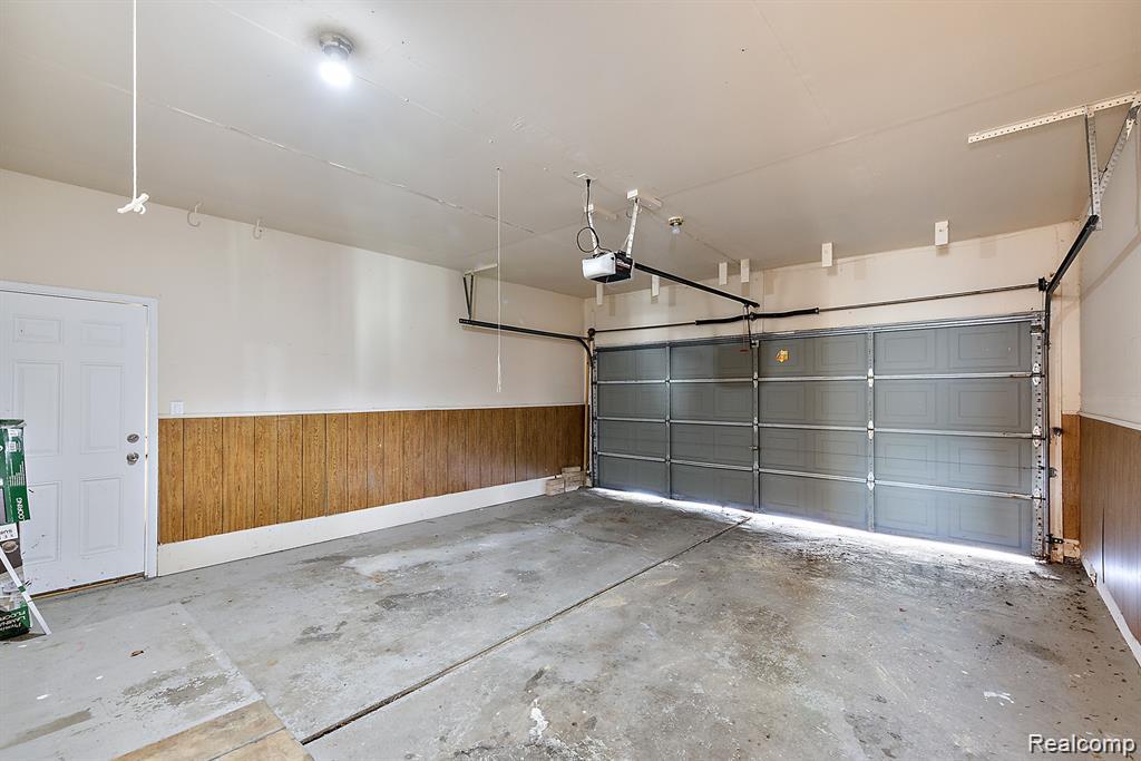 4058 Colonial Boulevard, Troy, MI 48085 — Photo 41