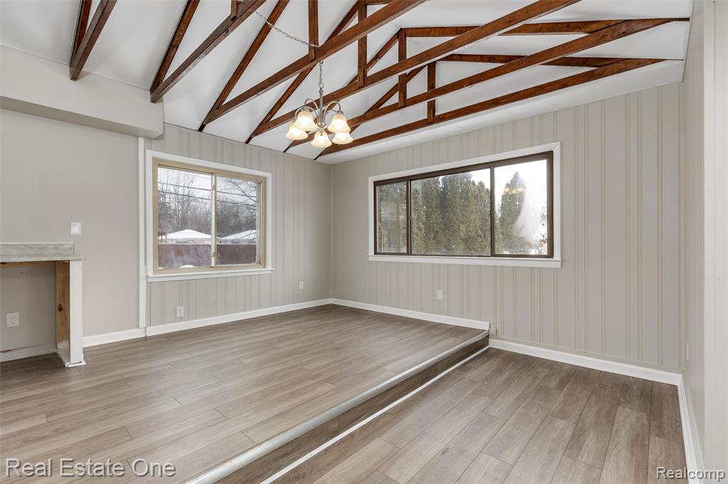 19196 Berden Street, Grosse Pointe, MI 48236 — Photo 13