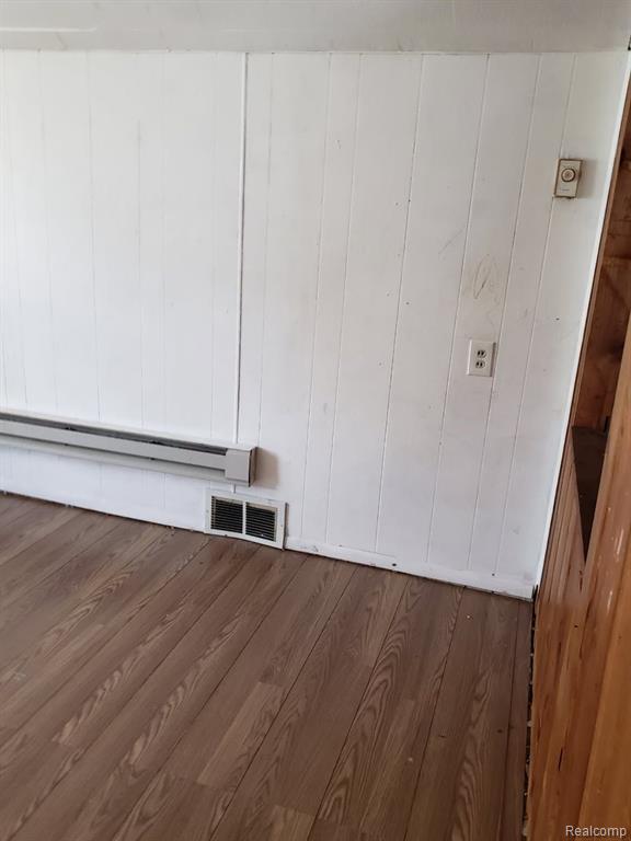 8880 MINOCK Street, Detroit, MI 48228 — Photo 14