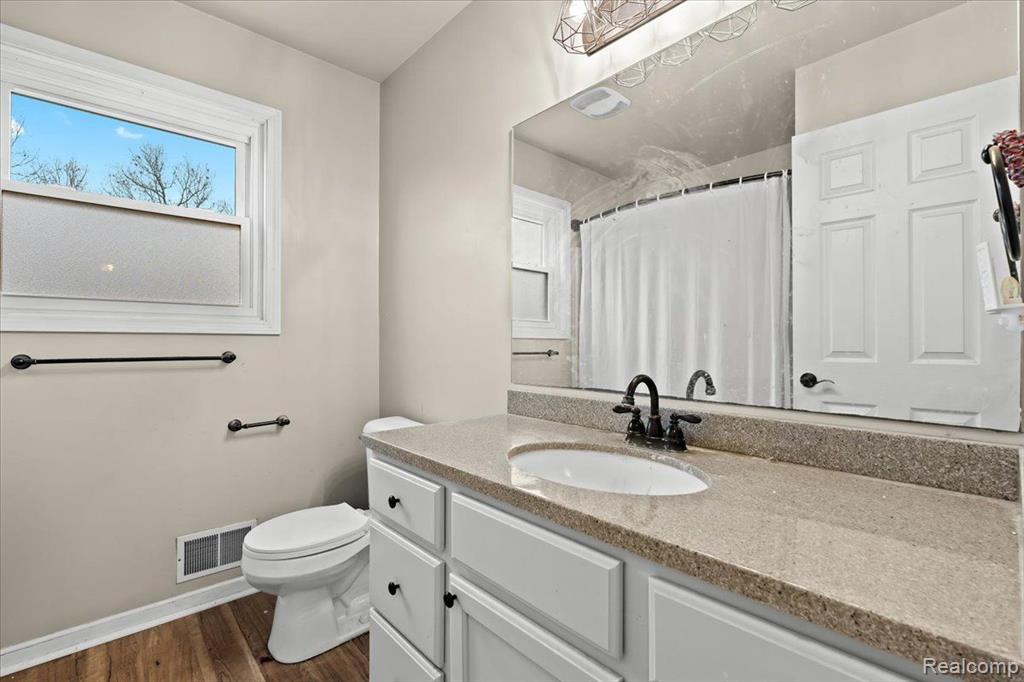41 SUNSET PINES Drive, Howell, MI 48843 — Photo 18