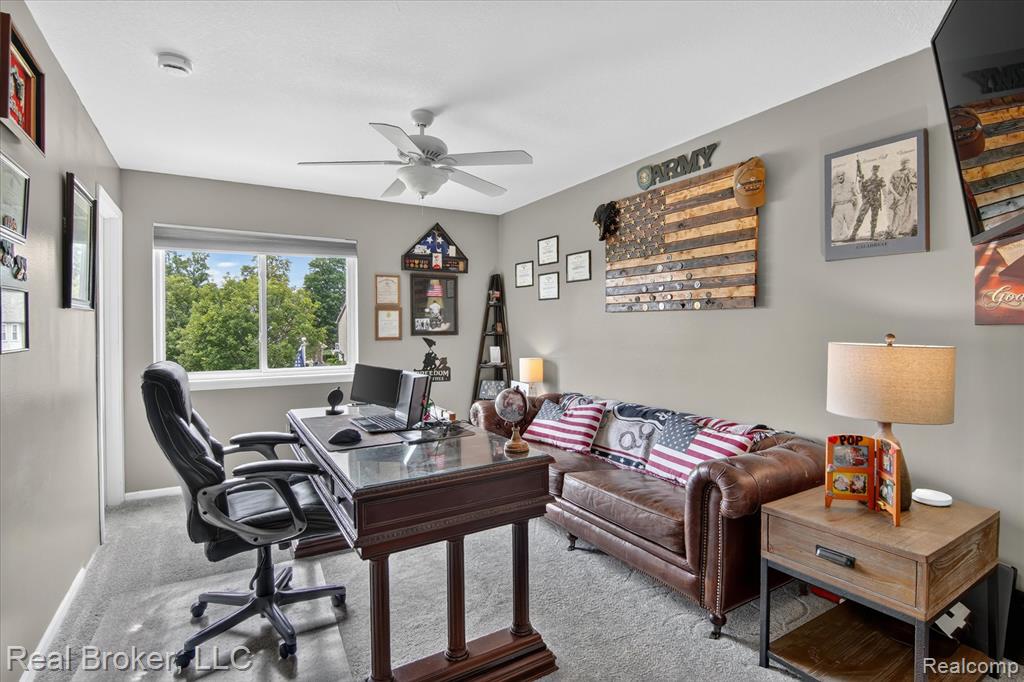 15156 Oak Valley Lane, Monroe, MI 48161 — Photo 35
