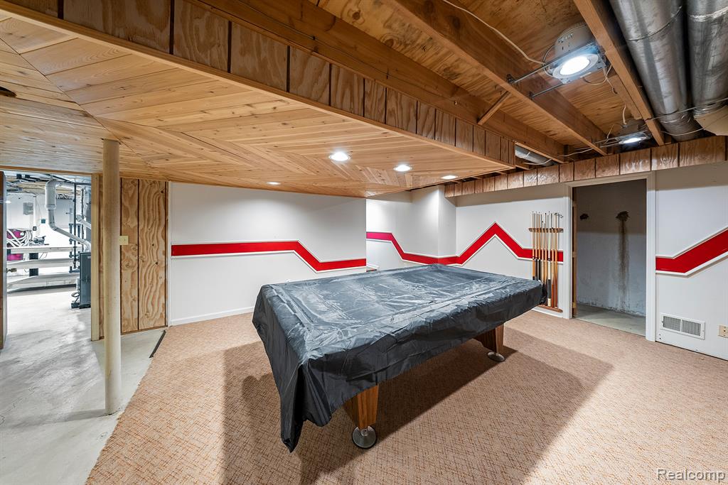 9415 Lakewood Drive, Grosse Ile, MI 48138 — Photo 36