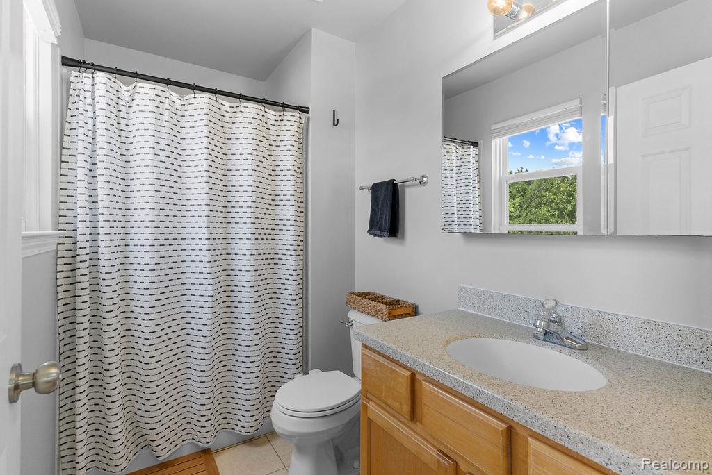 8183 Loon Lane, Grand Blanc, MI 48439 — Photo 28